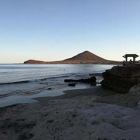 Alquilaencanarias Medano Lugar De Encuentro El Medano  Exterior photo